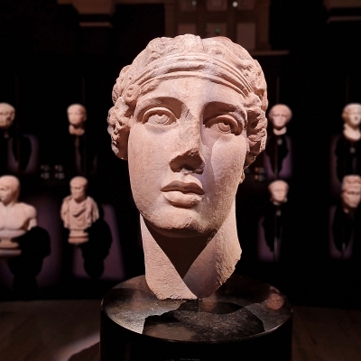 Kadın ozan Sappho
