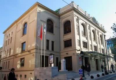 sureyya opera web lowx 400