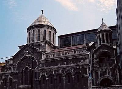 surp krikor lusarovich karakoy lo 400 web
