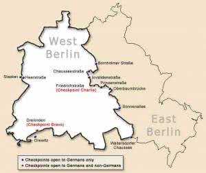 Berlin Duvarı&rsquo;nın yıkılışının 25. Yıld&ouml;n&uuml;m&uuml;nde B&uuml;y&uuml;l&uuml; ve Şiirsel Bir T&ouml;ren